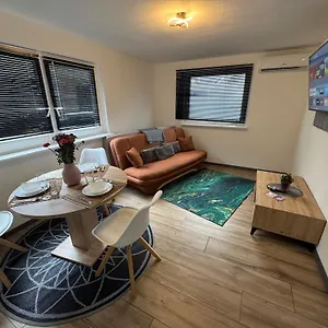 Gemuetlicher Naehe Volksparkstadion Ferienhaus
